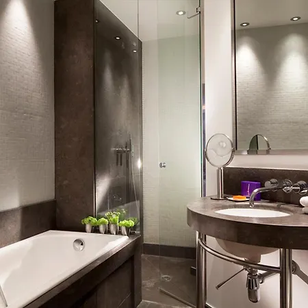 Hotel Le A 4*