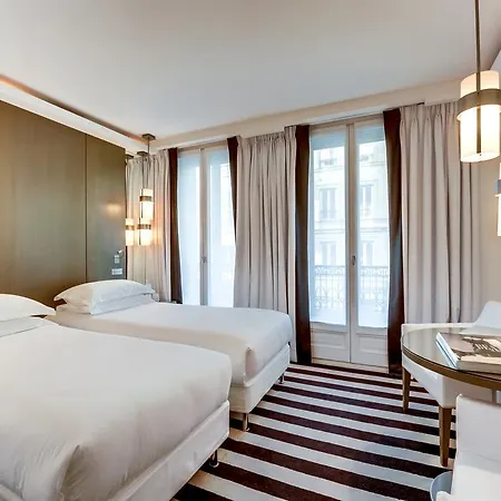 Hotel Le A