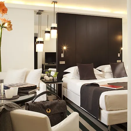Hotel Le A