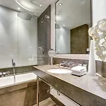 Le A Otel