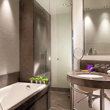 Hotel Le A - Champs-elysées 4*