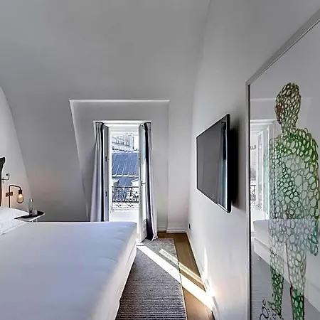 Le A - Champs-elysées Hotel 4*