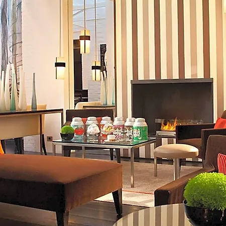 Le A - Champs-elysées Hotel Parigi