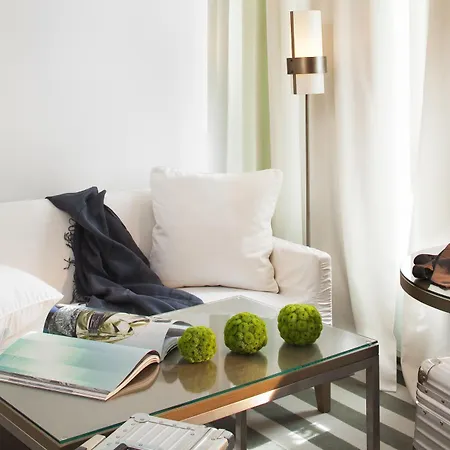 Le A - Champs-elysees Hotel