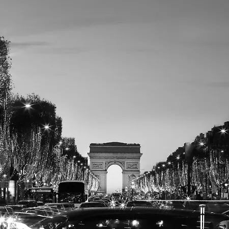 Le A - Champs-elysees Parijs