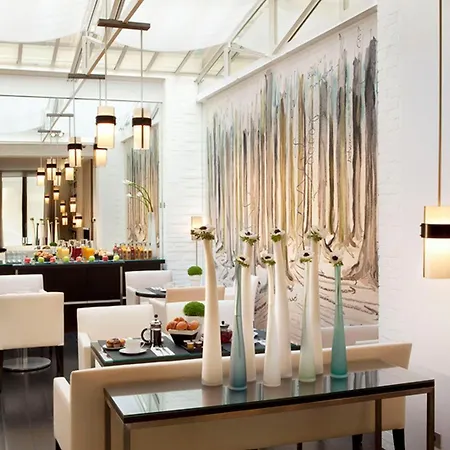 Hotel Le A - Champs-elysees Parijs