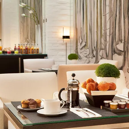 Le A - Champs-elysees 4* Parijs