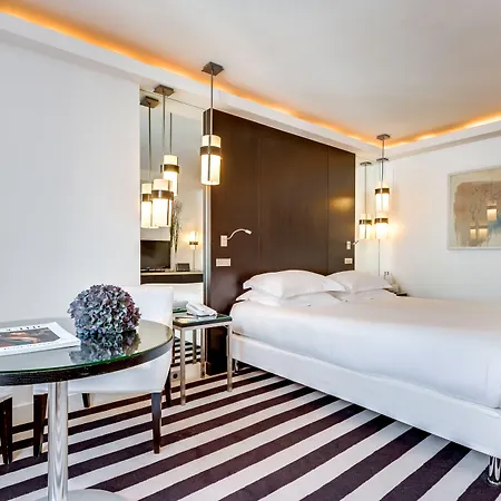 Le A - Champs-elysees Hotel