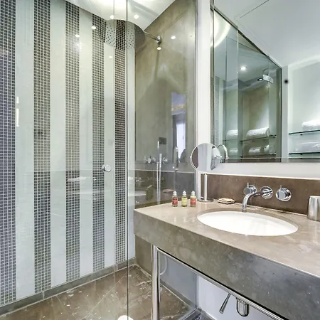 Le A - Champs-elysees Hotel