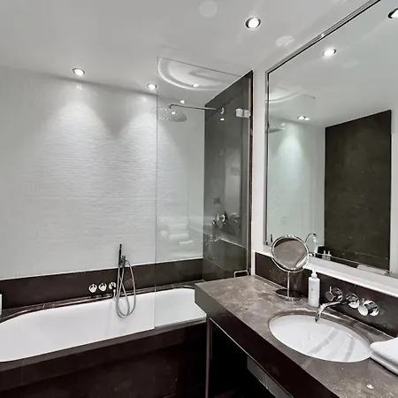 Hotel Le A - Champs-elysees Parijs