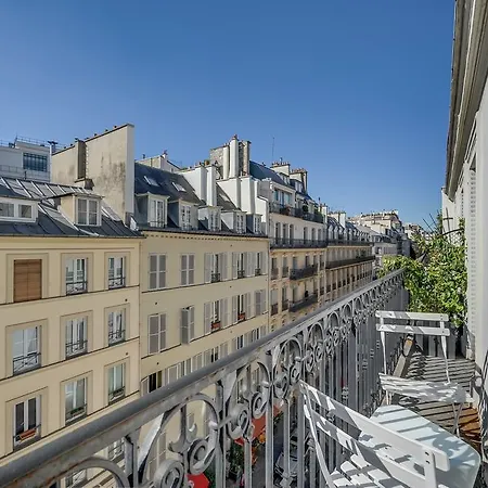 Le A - Champs-elysees