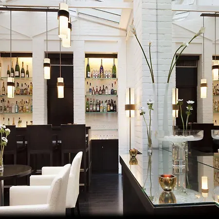 Hotel Le A - Champs-elysees Parijs