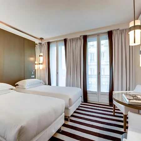 Le A Hotel 4*